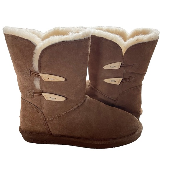 BearPaw Shoes - BEARPAW Abigail Beige Suede  Boots Sheep Skin Lined Wms Size 9